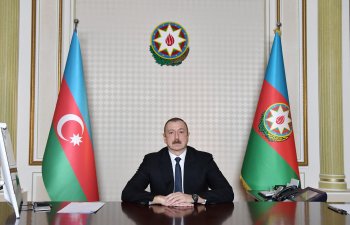 İlham Əliyev KİV nümayəndələrini təltif etdi