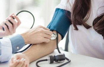 Təzyiqi dərmansız azaltmağa kömək edən bir neçə yoxlanmış üsul