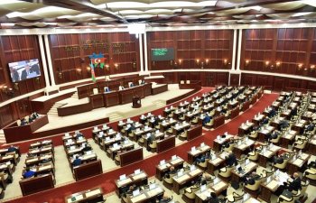İşsizlikdən Sığorta Fondunun gəlirləri və xərcləri artırılıb
