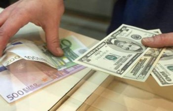 Dolların bazar ertəsinə olan rəsmi məzənnəsi açıqlanıb