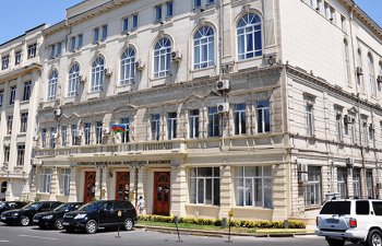 Konstitusiya Məhkəməsi bağlanan banklarda sığortalı hesab edilməyən əmanətlərlə bağlı qərar verdi