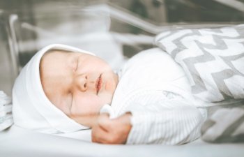 Xəstəxanada doğulan uşaqların qeydiyyatı elektronlaşdırılıb