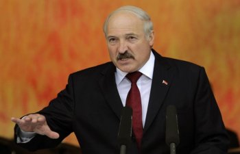 Lukaşenko: Tətil edən zavodlar bağlanacaq