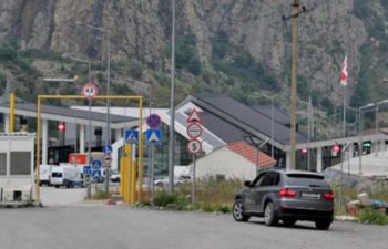 Azərbaycandan Gürcüstana səfər edən turistlərin sayı təxminən 3 dəfə azalıb