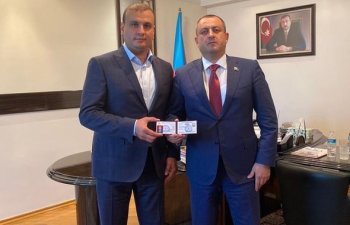Adil Əliyev fəxri sədr oldu