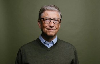 Bill Gates elektrikli yük maşınları ilə təyyarələrin uğurlu olacaqlarına inanmır