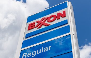 “ExxonMobil” Avropada böyük ixtisarlara gedir