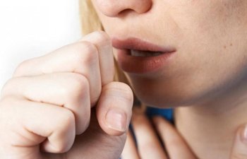 Ağ ciyər absesinin kliniki şəkli