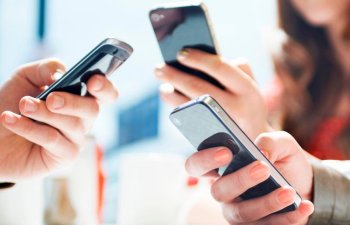 Azərbaycana mobil telefonların idxalı avqustda kəskin artıb
