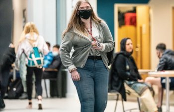 Koronavirusa yoluxmuş insanın bədənində baş verən dəyişikliklər açıqlandı