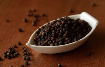 Koronavirusdan qara bibər vasitəsilə qorunmaq olar