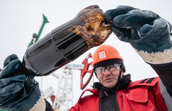 Азербайджанская нефть продолжает дорожать