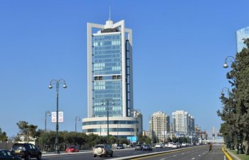 Neft Fondu satdığı valyutanın məbləğini açıqlayıb