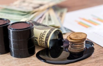 Нефть дешевеет на фоне роста числа заражений COVID-19