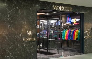 İtaliyanın Moncler şirkəti  Stone Island-ı alır