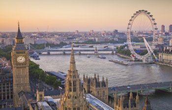 Üç ölkə koronavirusa görə Böyük Britaniyaya uçuşları dayandırdı