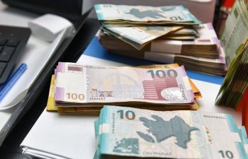 Manatın nominal effektiv məzənnəsi AÇIQLANIB