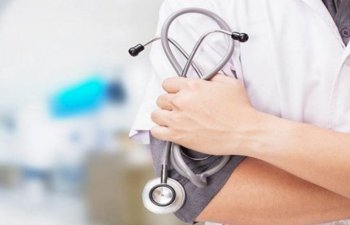 Səhiyyə Nazirliyi koronavirus ilə mübarizədə iştirak edən tibb və qeyri-tibb işçilərinə dekabr ayı üzrə müddətli əlavələr ödəyib