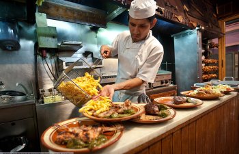 Azərbaycanda ictimai iaşə fəaliyyəti ilə məşğul olan vergi ödəyicilərinin məlumat forması təsdiq edilib