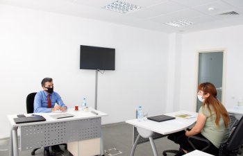 Bu qurum 2500 saata yaxın məsləhət xidməti göstərib