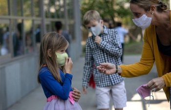 Dünyada koronavirusa yoluxanların sayı 93 milyonu keçdi