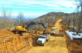 Şuşa şəhərinədək 2 hərəkət zolağı enində xidməti yol istifadəyə verilib