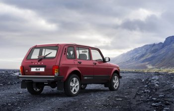 Beşqapılı “Lada Niva Legend” avtomobili satışa çıxarılıb