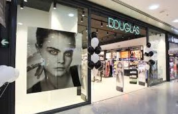 Nəhəng şirkət 500 mağazasını bağlayır