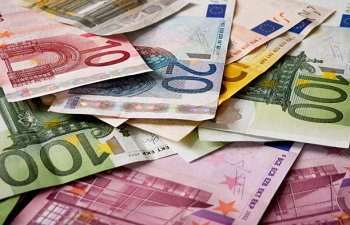 Azərbaycan Mərkəzi Bankı rəsmi valyuta məzənnələrini AÇIQLAYIB