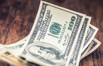 Mərkəz Bank dolların bazar ertəsinə olan rəsmi məzənnəsini AÇIQLAYIB