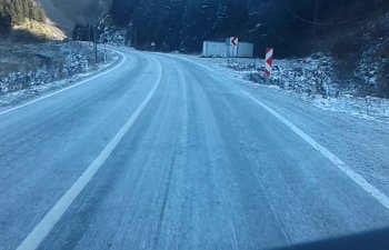 Yol polisi ölkə üzrə buzlaşma olan yolların siyahısını açıqlayıb