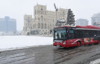Bakıda qarlı havaya görə ekspress avtobuslarla bağlı XÜSUSİ QƏRAR