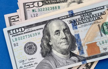 Dolların sabaha olan rəsmi məzənnəsi açıqlanıb