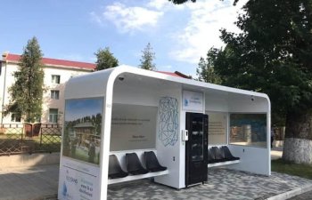 Bakıda ilk bio-smart avtobus dayanacağı quraşdırılıb