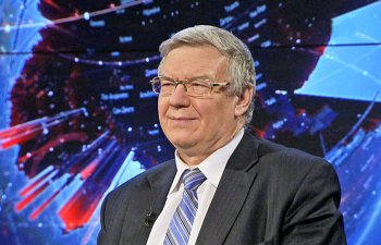 Dolların tezliklə düşməsi qaçılmazdır - Vasilyev