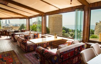 “Mixək” çay evi və “Şaurma” kafesi cərimələndi - SİYAHI