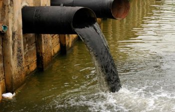 Çirkab suyun okeana axıdılması qərarına fərqli reaksiyalar