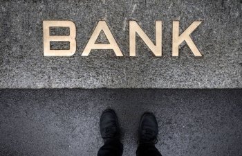 Aparıcı bank 13 ölkədə pərakəndə bank bazarından gedir