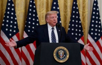 Trampın “tvitləri” 2.3 milyon dollara satışa çıxarıldı