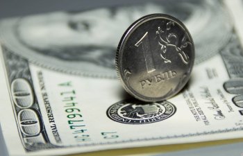Asiya birjasında rubl dollara qarşı möhkəmlənir