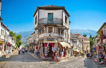 Bu ölkə turistlər üçün bütün məhdudiyyətləri aradan qaldırıb