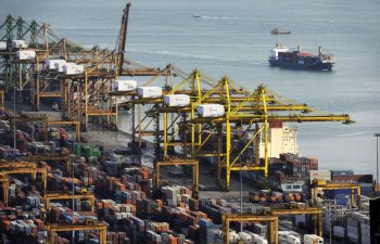 Qlobal nəqliyyat böhranı dəniz daşımalarını kəskin bahalaşdırıb