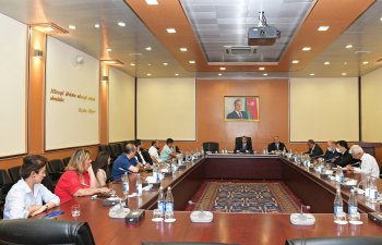 Poçt xidməti göstərən operatorların çətinlikləri müzakirə edilib