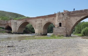 Azərbaycan və Gürcüstan Qırmızı körpünü birgə bərpa edəcək
