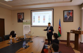 Mərkəzi Bankda jurnalistlər üçün növbəti təlim
