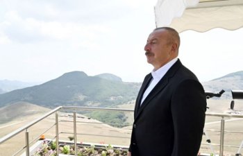 Heç bir dövlət məmuru hansısa biznes qurumuna sahiblik etməməlidir