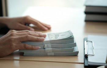 Mərkəzi Bankın 100 mln. manatlıq notları yerləşdirilib