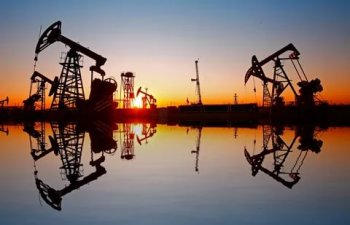 Brent nefti 0,59%, WTI 0,50% BAHALAŞIB