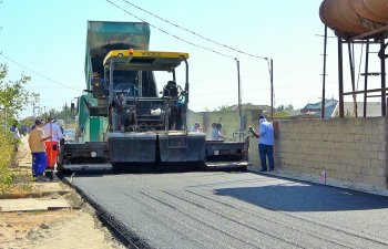 Xəzər rayonunda uzunluğu 7 km olan 4 küçə və döngələrində təmir işləri yekunlaşıb