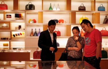 Müharibə dəbdəbəli istehlak nəhənginin satışlarına təsir etməyib